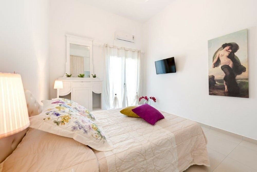 Фото Queen of Santorini