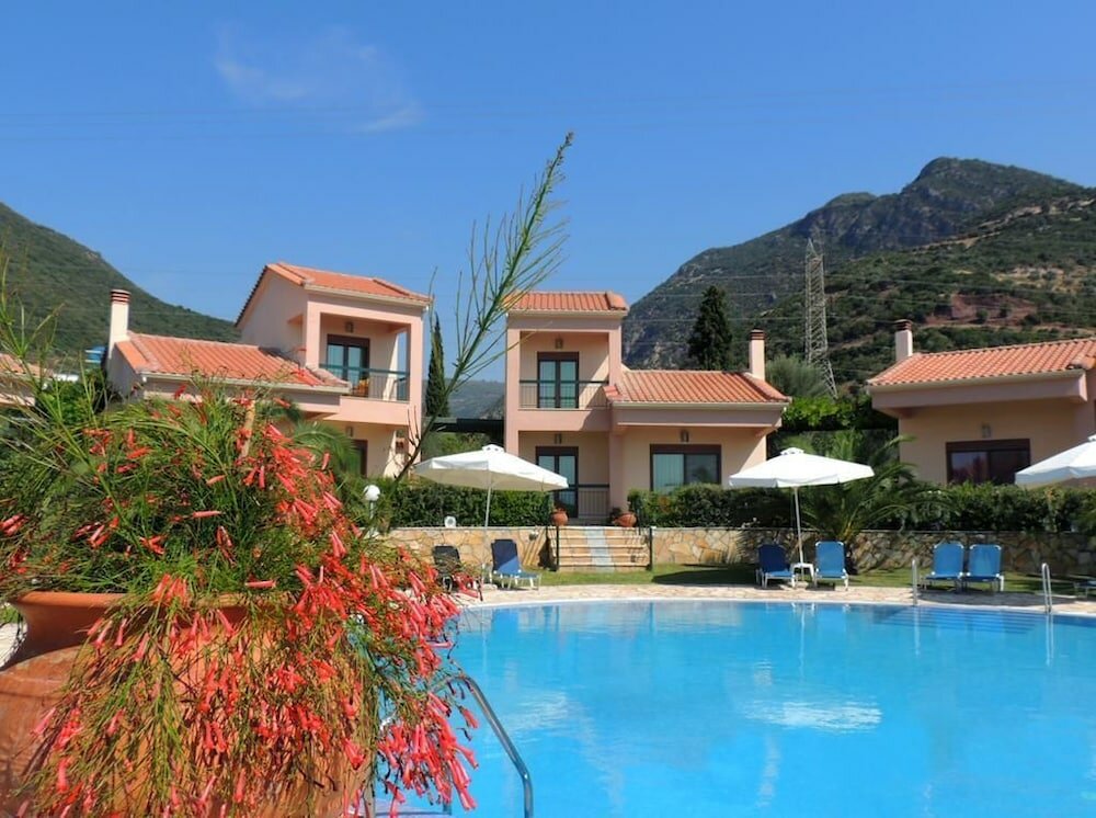 Фото Green & Blue Hotel