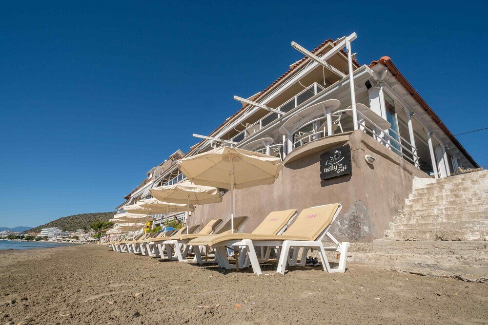 Фото Nelly’s Hotel & Apartments