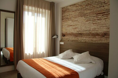 Внешний вид отеля Apartamentos Maier в Кадисе, фото 4