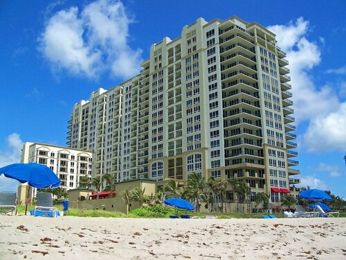 Гостиница Palm Beach Singer Island Resort & SPA Luxury Suites