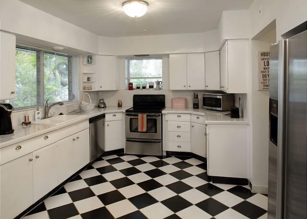 Фото Salty Bungalows Rosie