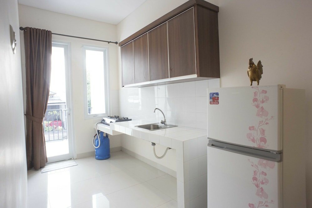 Фото RedDoorz @ Radio Dalam