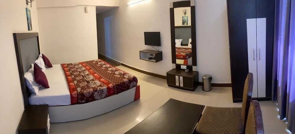 Фото Hotel Luciya International