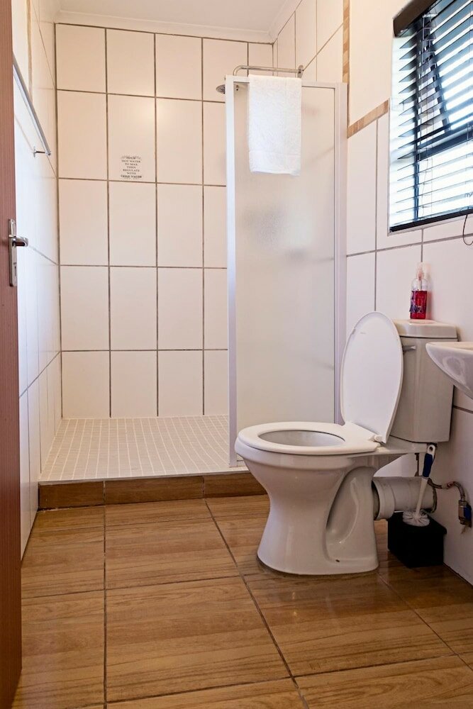 Фото B at Home Guesthouse Piet Retief