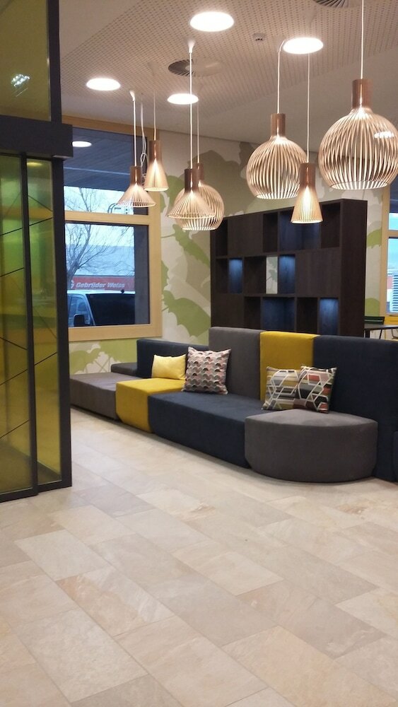 Фото Hwest Hotel Hall