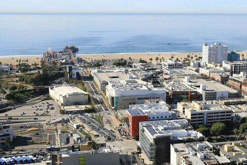 Гостиница Hampton Inn & Suites Santa Monica в Санта Монике