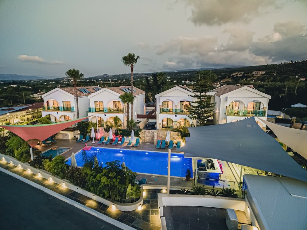 Фото Latchi Escape Hotel & Suites