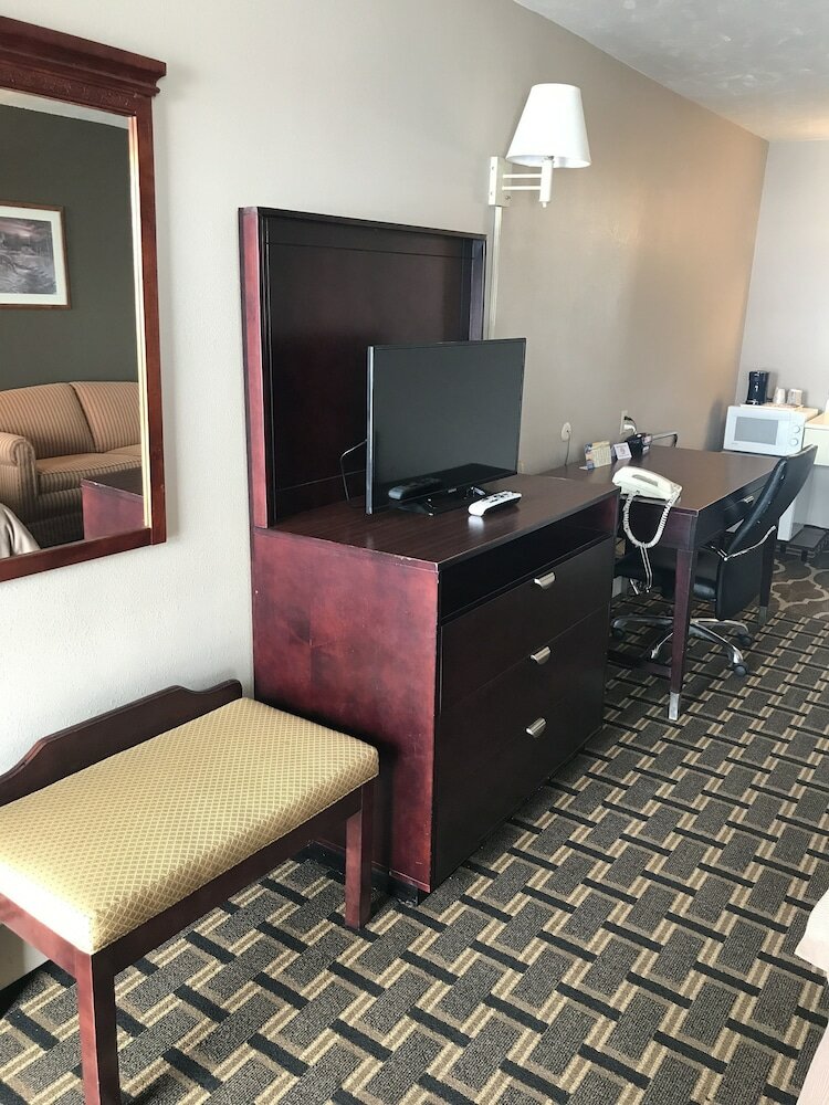 Фото Travelodge by Wyndham Evanston