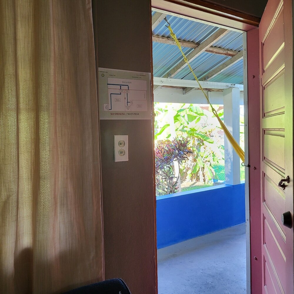 Фото Hacienda Tropical Guest House