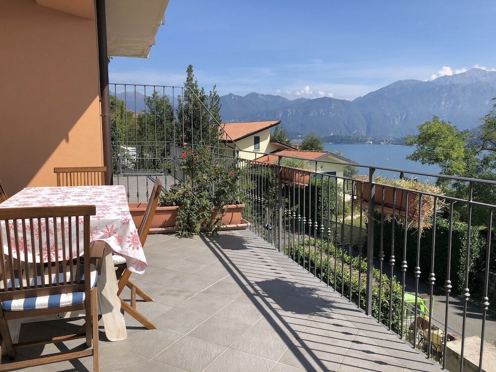 Фото Appartamento Vista Lago Red & Grey