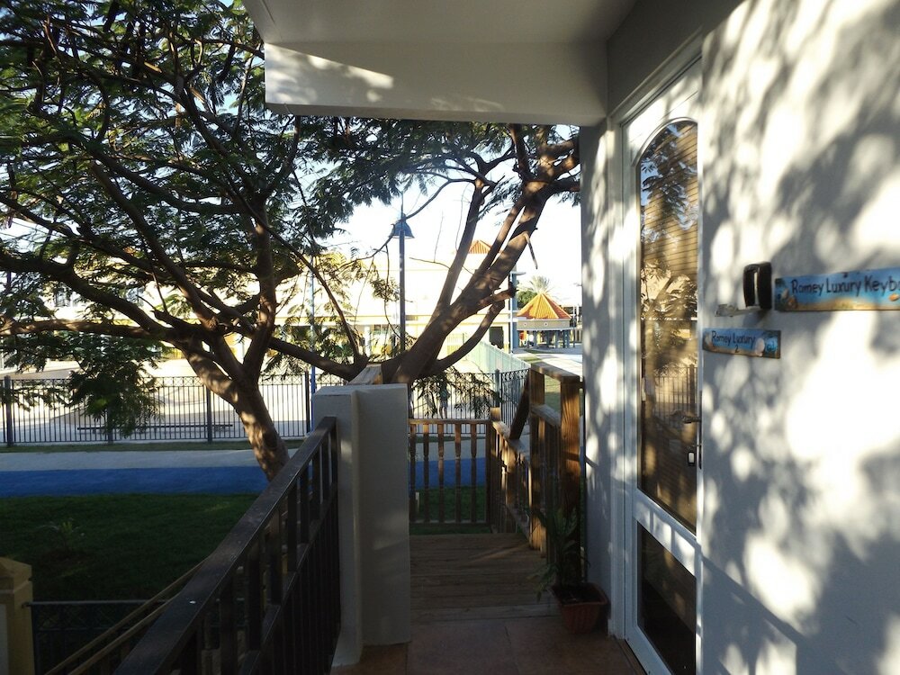 Фото Wilderness Ramey Apartments