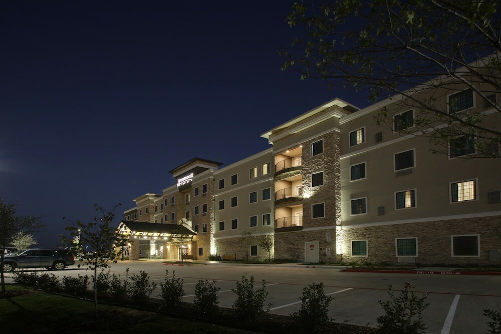 Фото Staybridge Suites Plano - The Colony, an Ihg Hotel