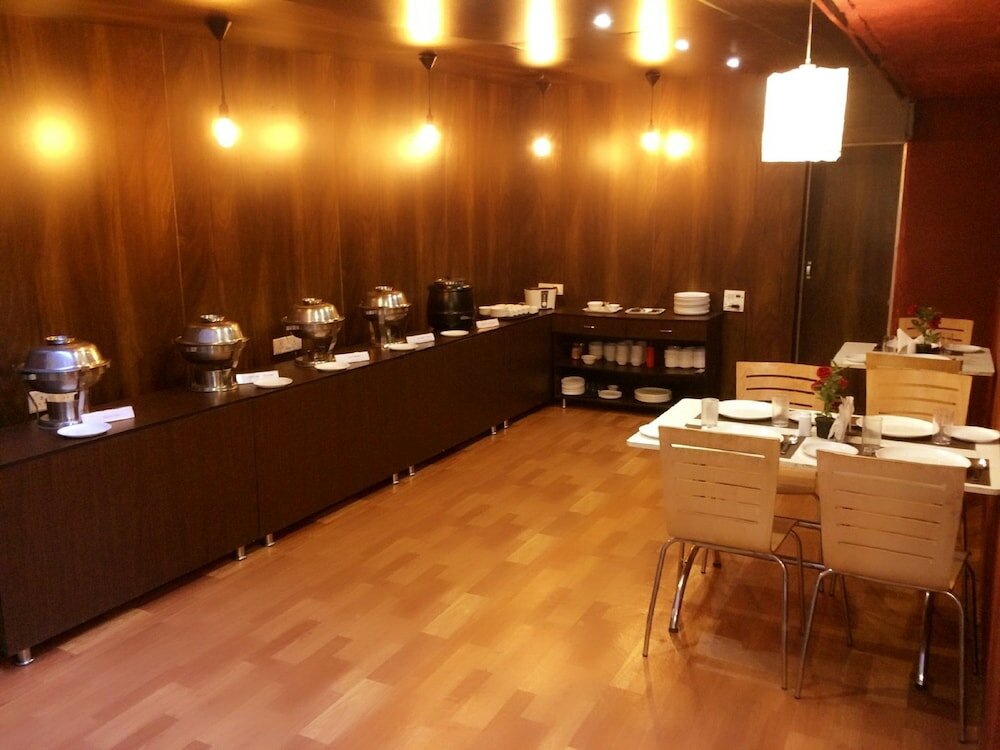 Фото Tim Grand Hotel