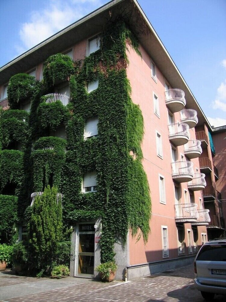 Фото Hotel Fiesta