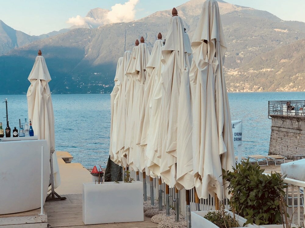 Фото Appartamento Vista Lago Red & Grey