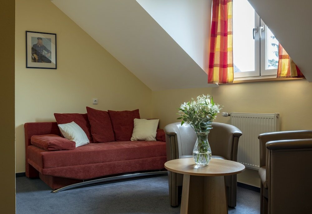 Фото Hotel Pavilon