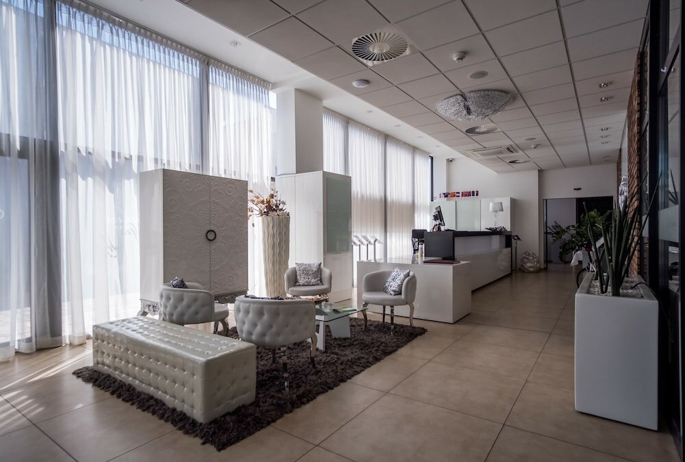 Фото Hotel Dolphin