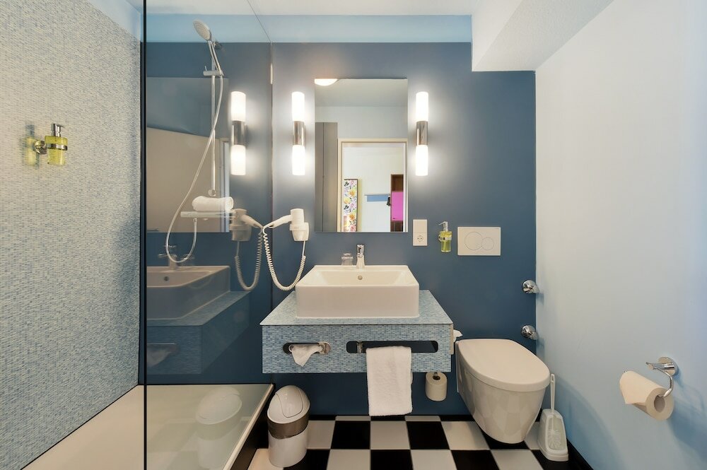 Фото 146038874193