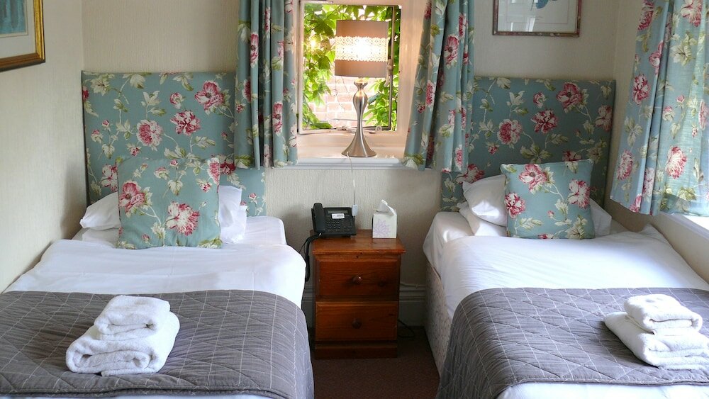 Фото Chester Court Hotel