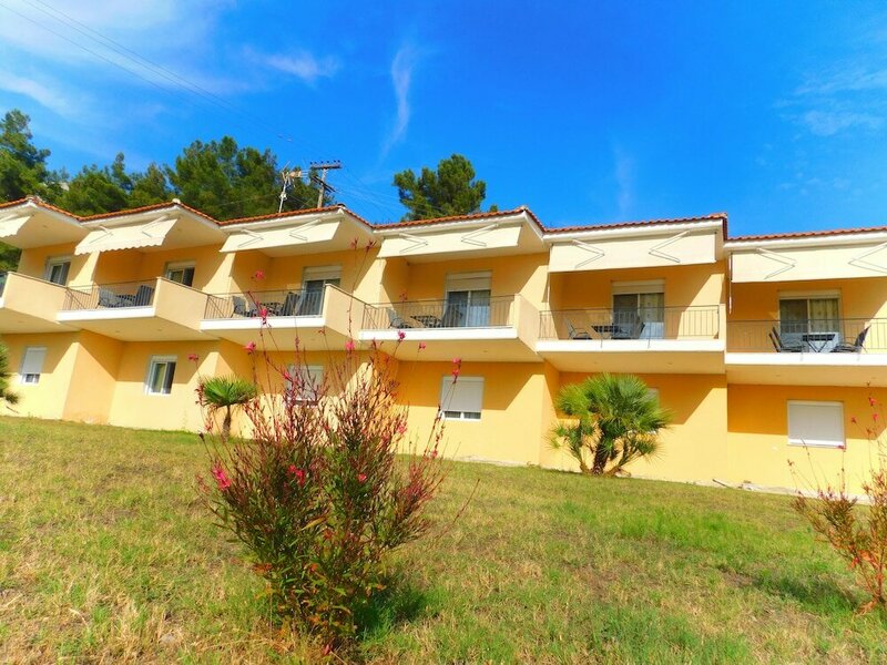 Гостиница Red Coral Apartments