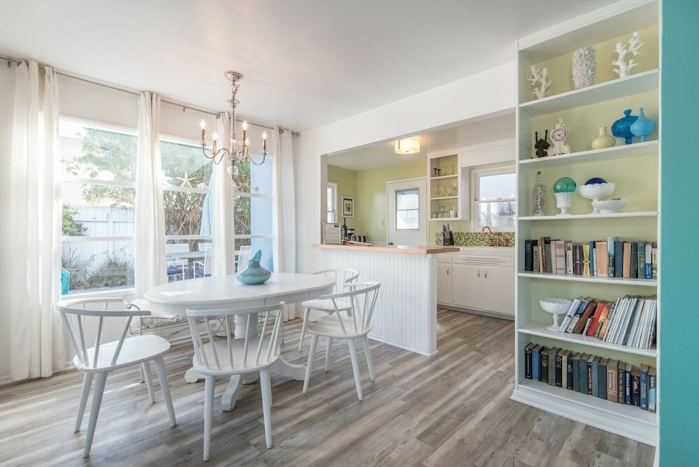 Фото Ventura Beach Cottage