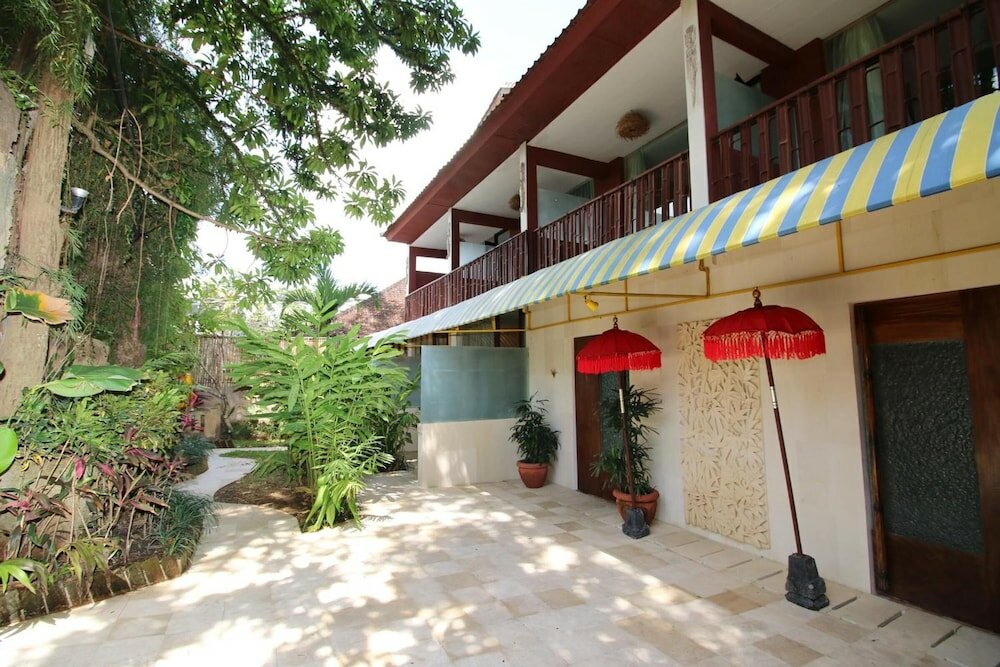 Фото отеля 2