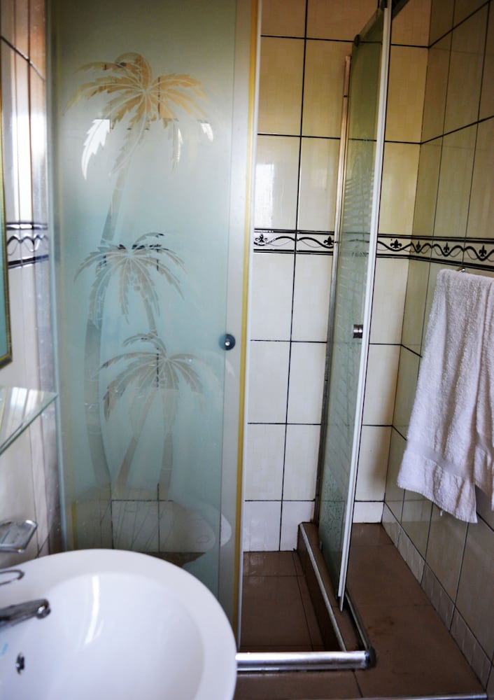 Фото Kunta Kinte