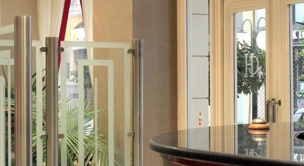 Фото Galaxy Hotel