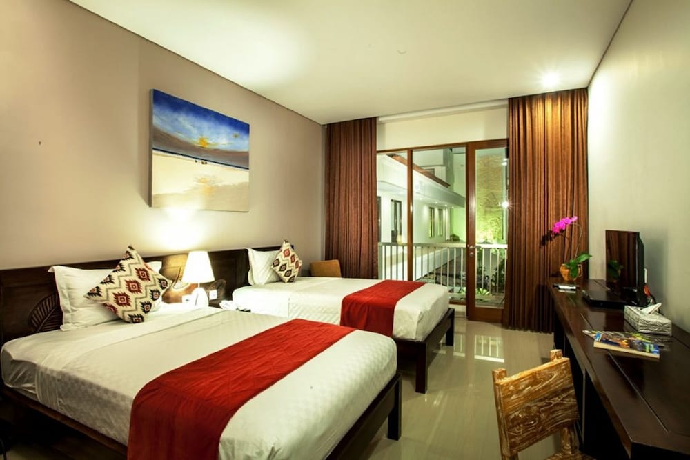 Фото Abian Harmony Hotel