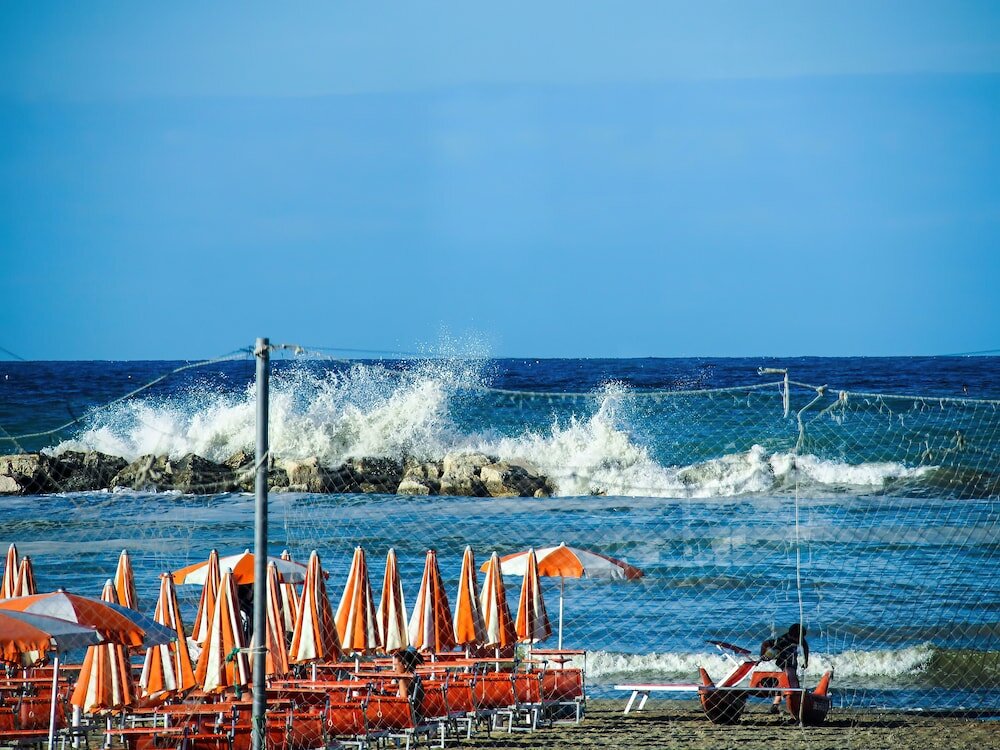 Фото Hotel Colorado Cesenatico