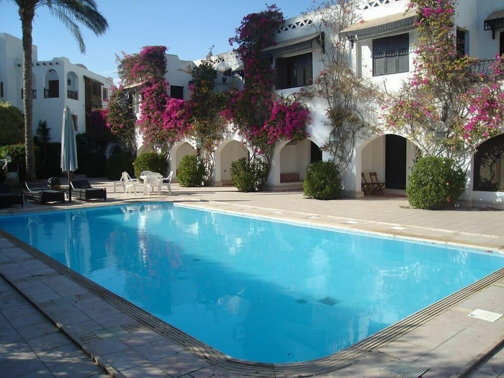 Фото Six Corners Resort