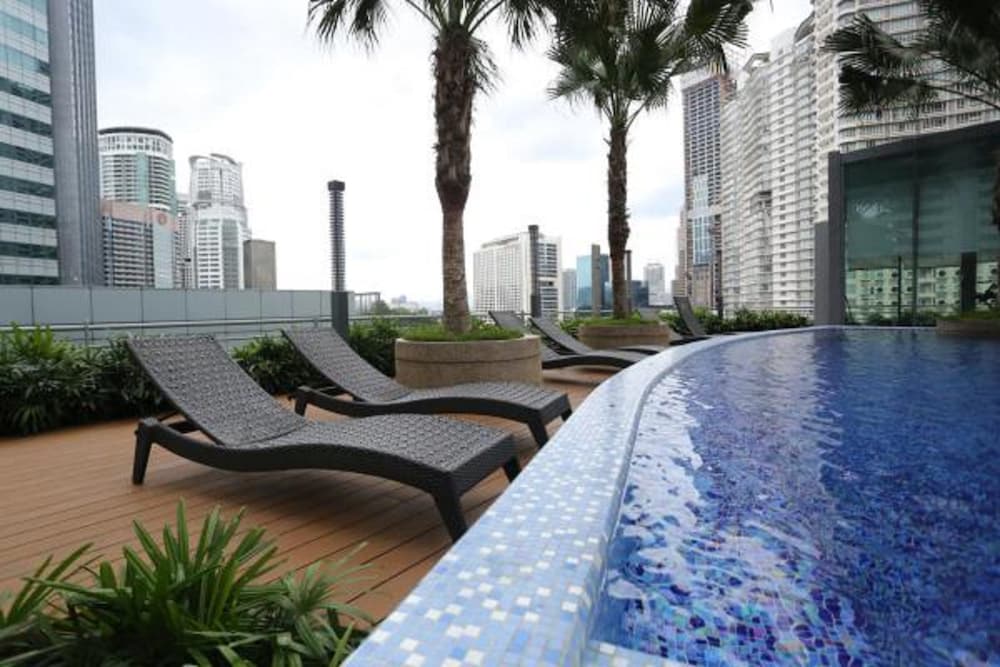 Фото Vortex Suite Klcc at Penguin Homes