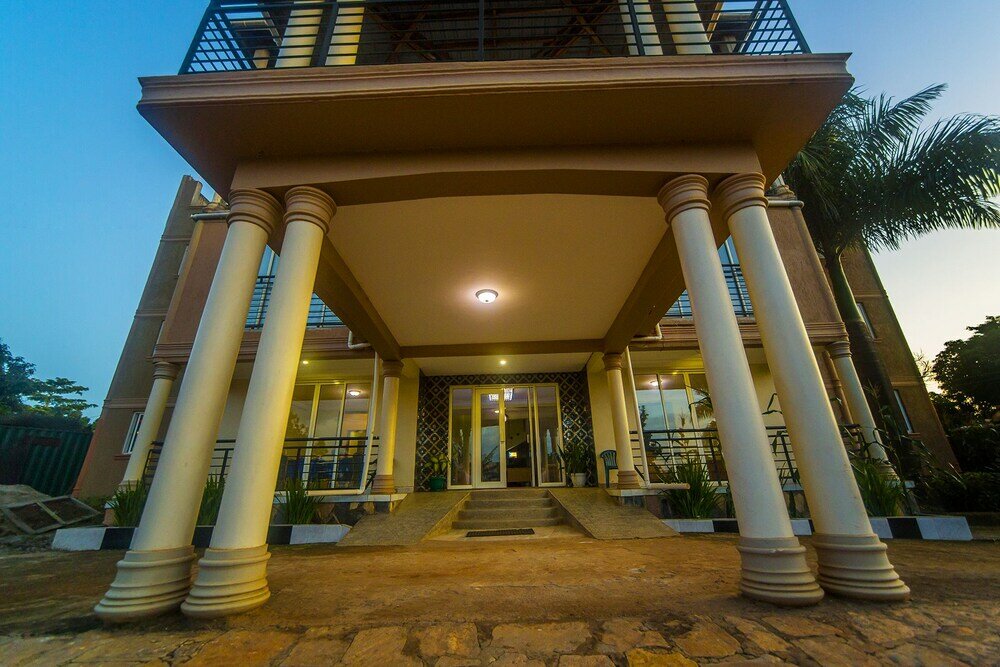 Фото Hotel Royal Nest