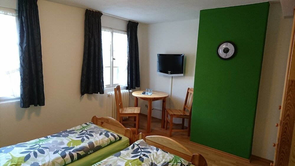 Фото Hotel Garni Forsthaus