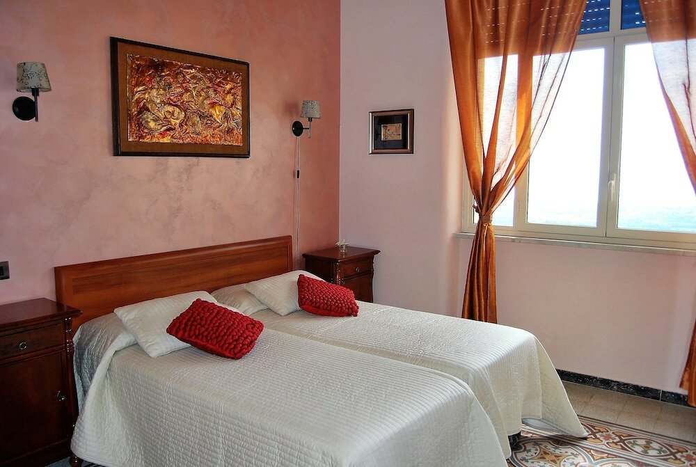 Фото B&b La finestra sulla valle