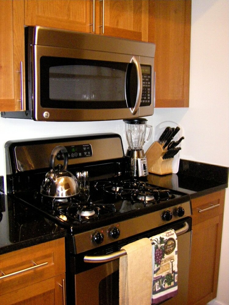 Фото Instrata by Executive Apartments