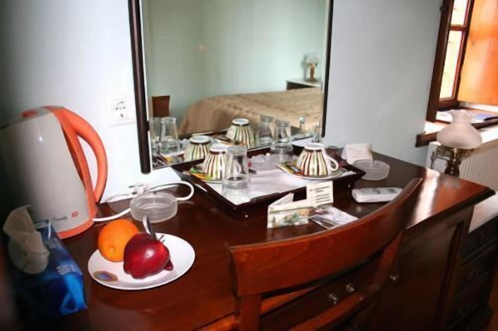 Фото Nikolas Guesthouse