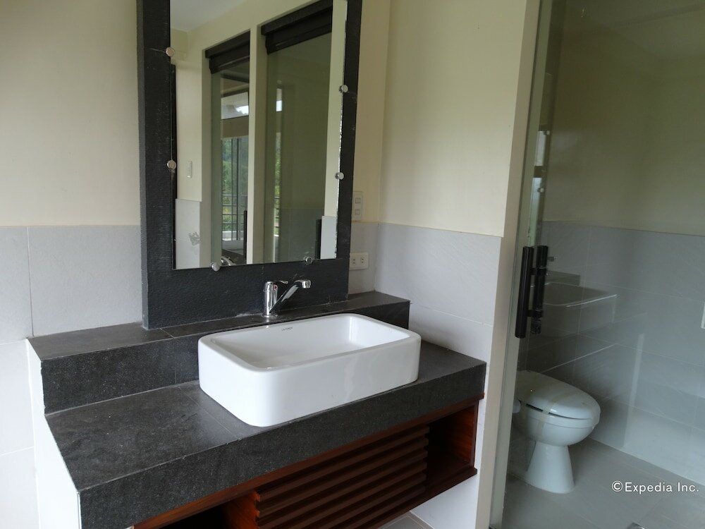 Фото Sheridan Organic Farm and Eco Village