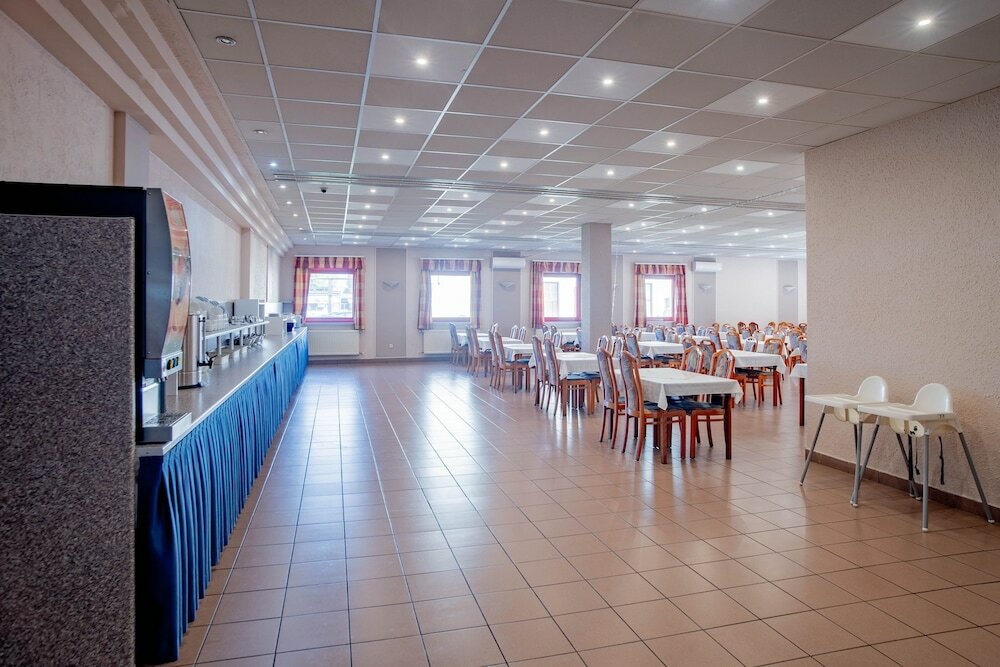 Фото Homoky Hotels Bestline Hotel