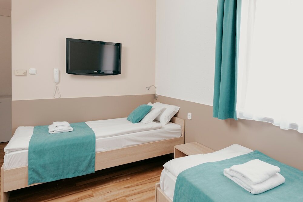 Фото Homoky Hotels Bestline Hotel