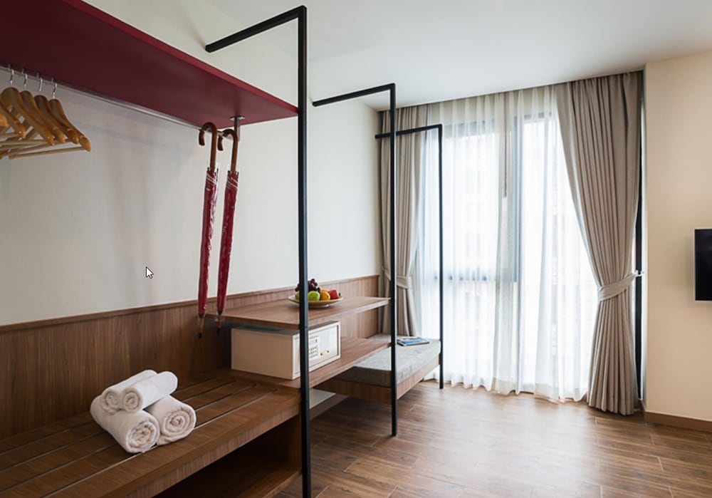 Фото Sunshine Hip