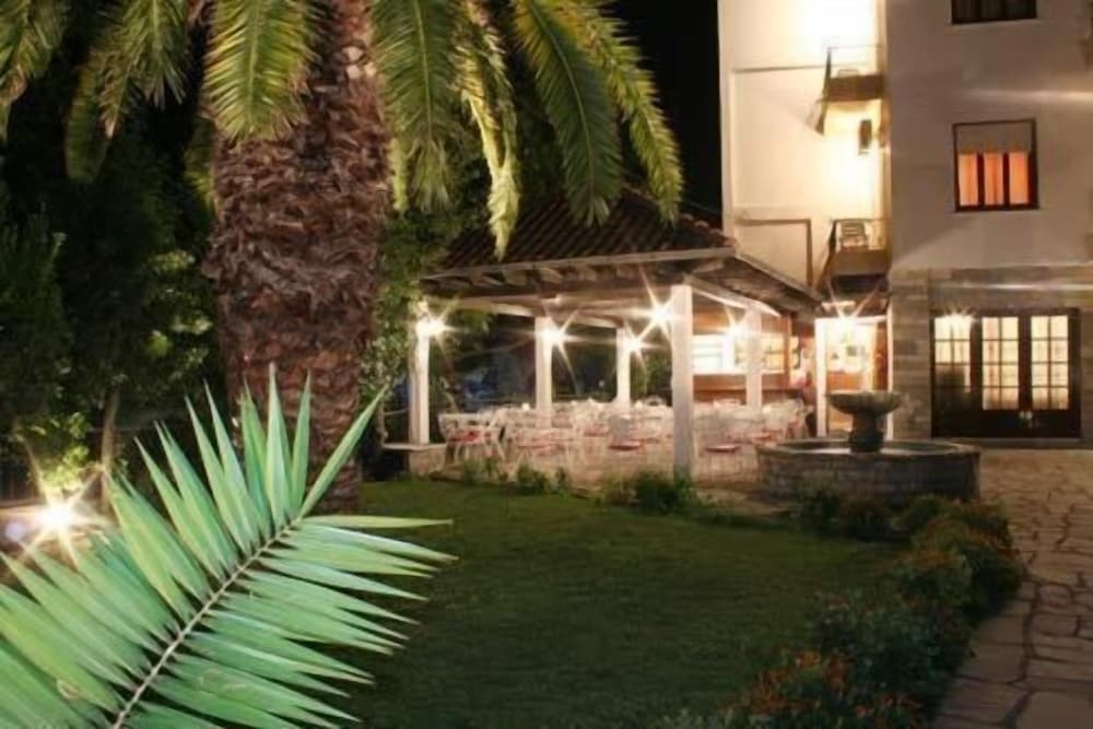 Фото Hotel Vicky