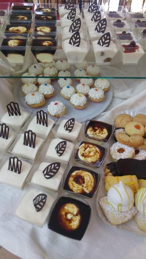 Фото Hotel La Fattoria