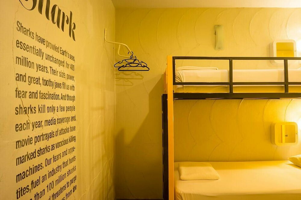 Фото Monkey Dive Yolo Bungalow