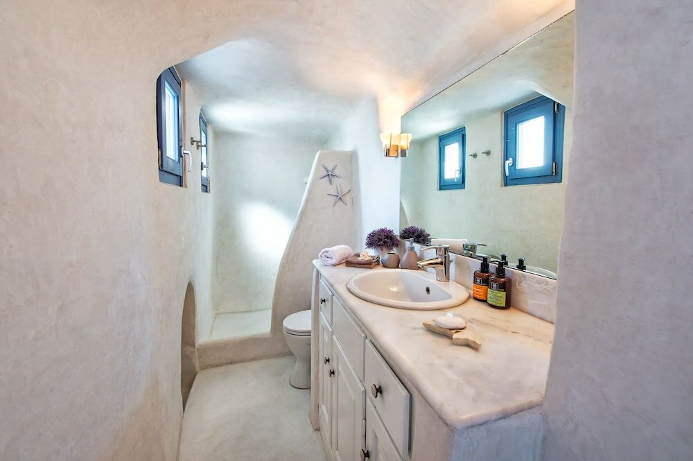 Фото Skala Cave by Thireon