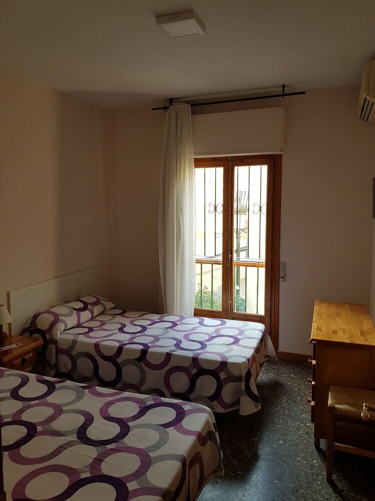 Фото Hostal L Escaleta