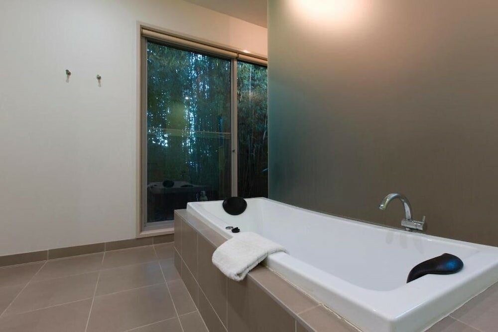 Фото Limetree Hideaway