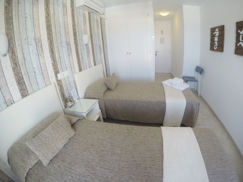 Фото Hostal del Mar