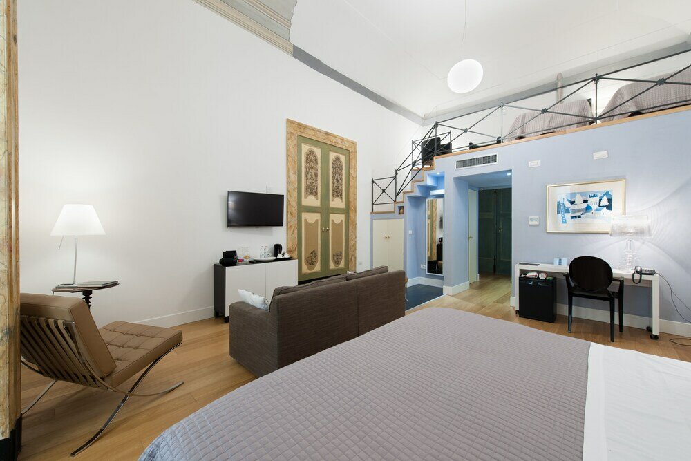 Фото Santa Chiara Boutique Hotel